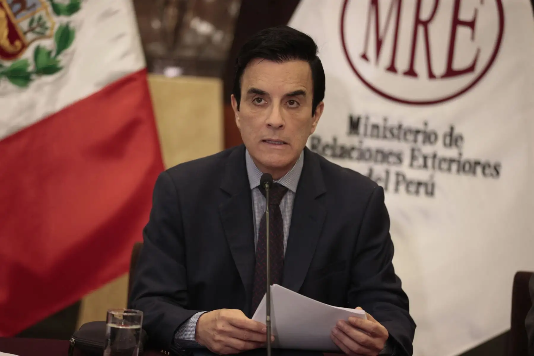Canciller sobre facultades: "Tengo esperanza de que el espíritu patriótico prevalecerá"