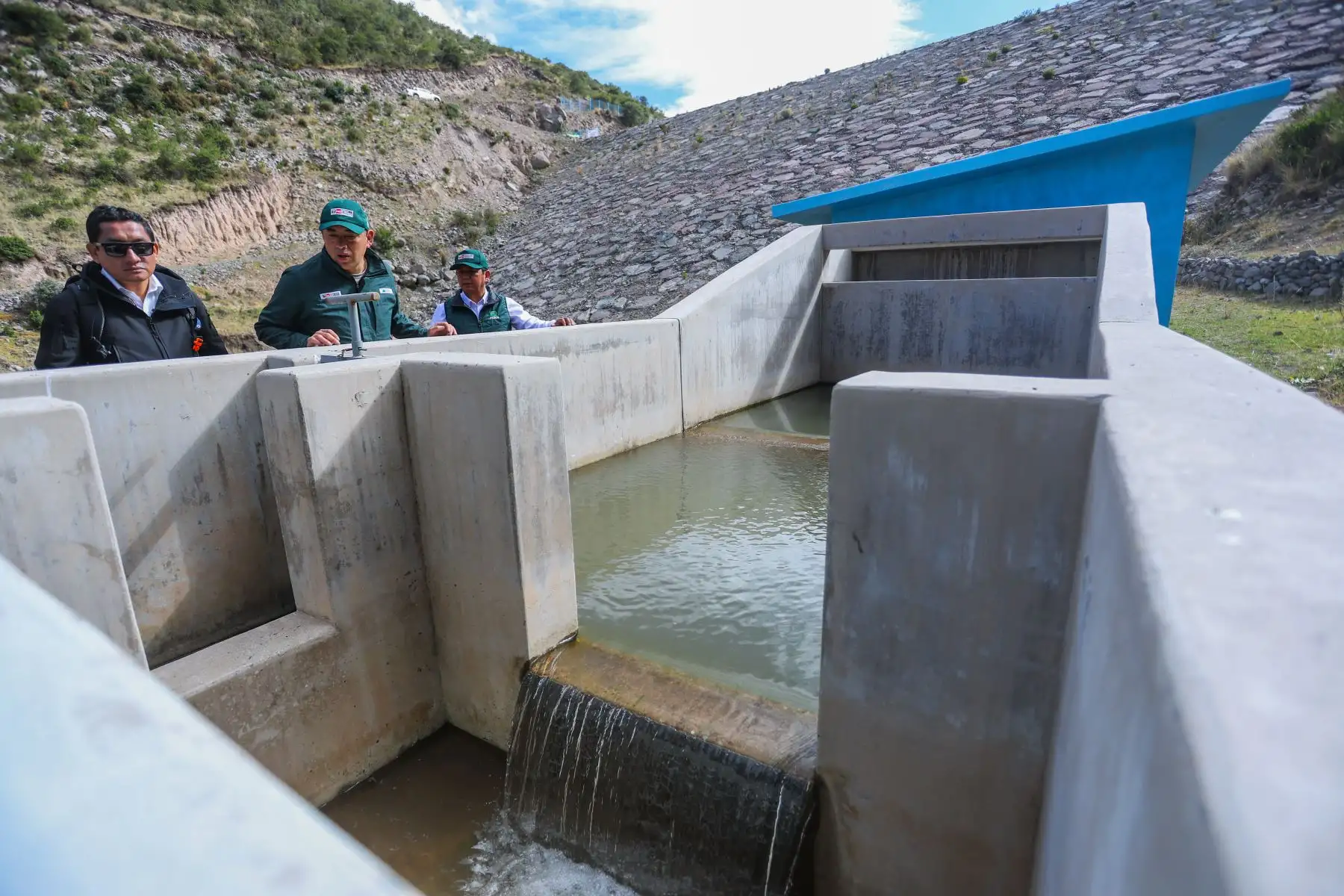 Presidenta Keiko Fujimori inaugura proyecto de sistema de riego en Paccaritambo, Cusco
Foto: ANDINA/Prensa Presidencia