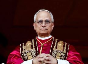 Con voces cargadas de emoción y un mensaje que busca cruzar fronteras, Chiclayo celebra hoy el cumpleaños del papa León XIV, donde desarrolló una importante etapa de su labor pastoral. ANDINA/Difusión