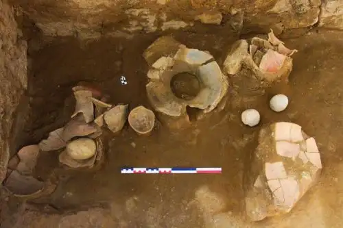 Hallan ritual inca de clausura con 18 vasijas y una huanca sacra en Wancasanga, Cajamarca