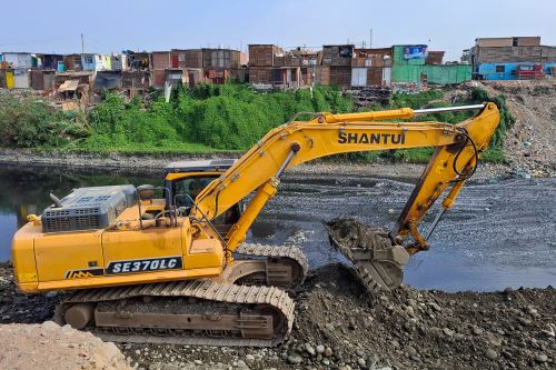 Callao: realizan trabajos de limpieza y descolmatación en el río Rímac ante riesgo de El Niño