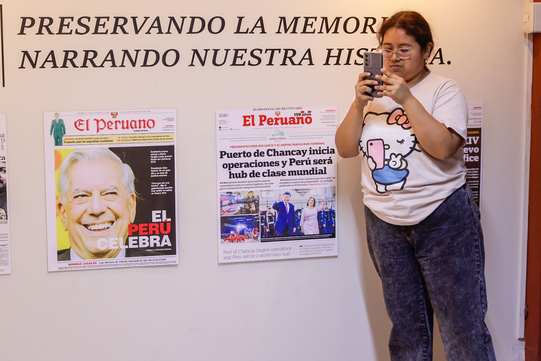 Estudiantes de la Escuela Profesional de Ciencias de la Comunicación de la Universidad Autónoma del Perú visitaron la sede de la Agencia Andina y el Diario Oficial El Peruano, como parte de la iniciativa Vive Andina, que acerca a los futuros comunicadores al trabajo periodístico en medios públicos. Foto: ANDINA/Luis Iparraguirre.