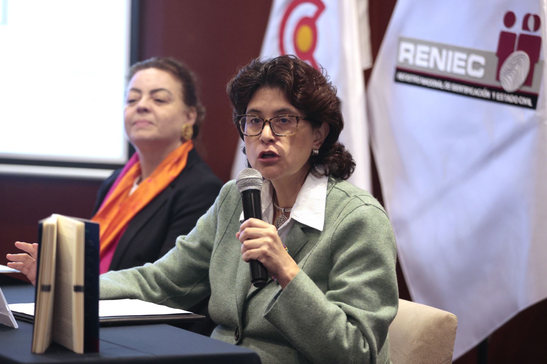 Carmen Velarde Koechl jefa Nacional del Reniec. Foto: ANDINA/Vidal Tarqui