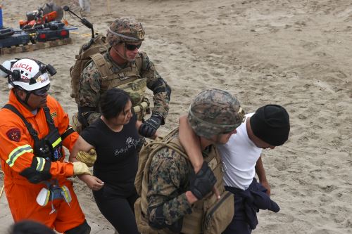 Ministro de Defensa observa demostración de asistencia humanitaria durante UNITAS 2026