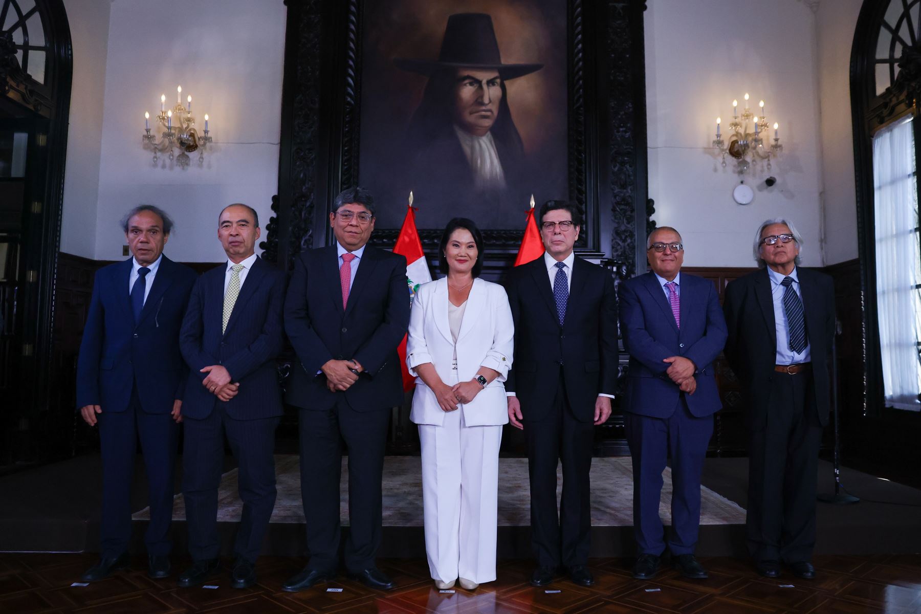 Presidenta keiko Fujimori presenta a Comisionados de Alto Nivel para impulsar empleo, inversión y mejores servicios Foto: ANDINA/Prensa Presidencia