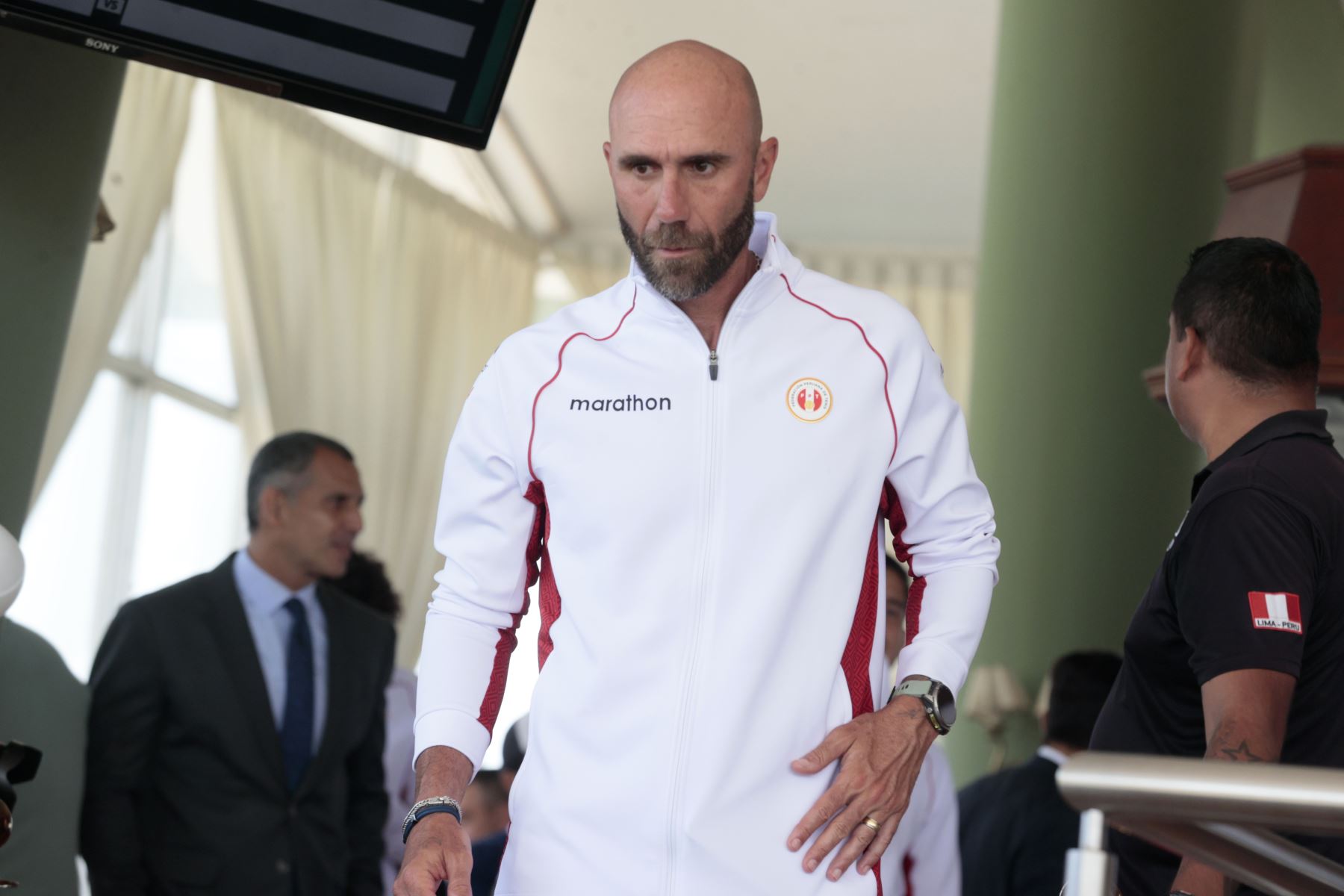 Luis Horna, capitán de la selección de tenis de Perú  participó en el sorteo de la Copa Davis 2027, quedando definidas las llaves por el Grupo Mundial I. Ignacio Buse y sus compañeros enfrentarán este fin de semana a Paraguay en busca del pase a las clasificatorias.
Foto: ANDINA/Vidal Tarqui
