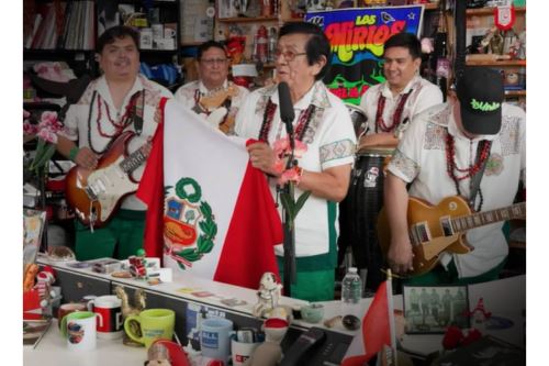 La banda peruana de cumbia amazónica Los Mirlos, licenciataria de la Marca Perú, participó en una sesión musical de la plataforma Tiny Desk. Foto: Tiny Desk