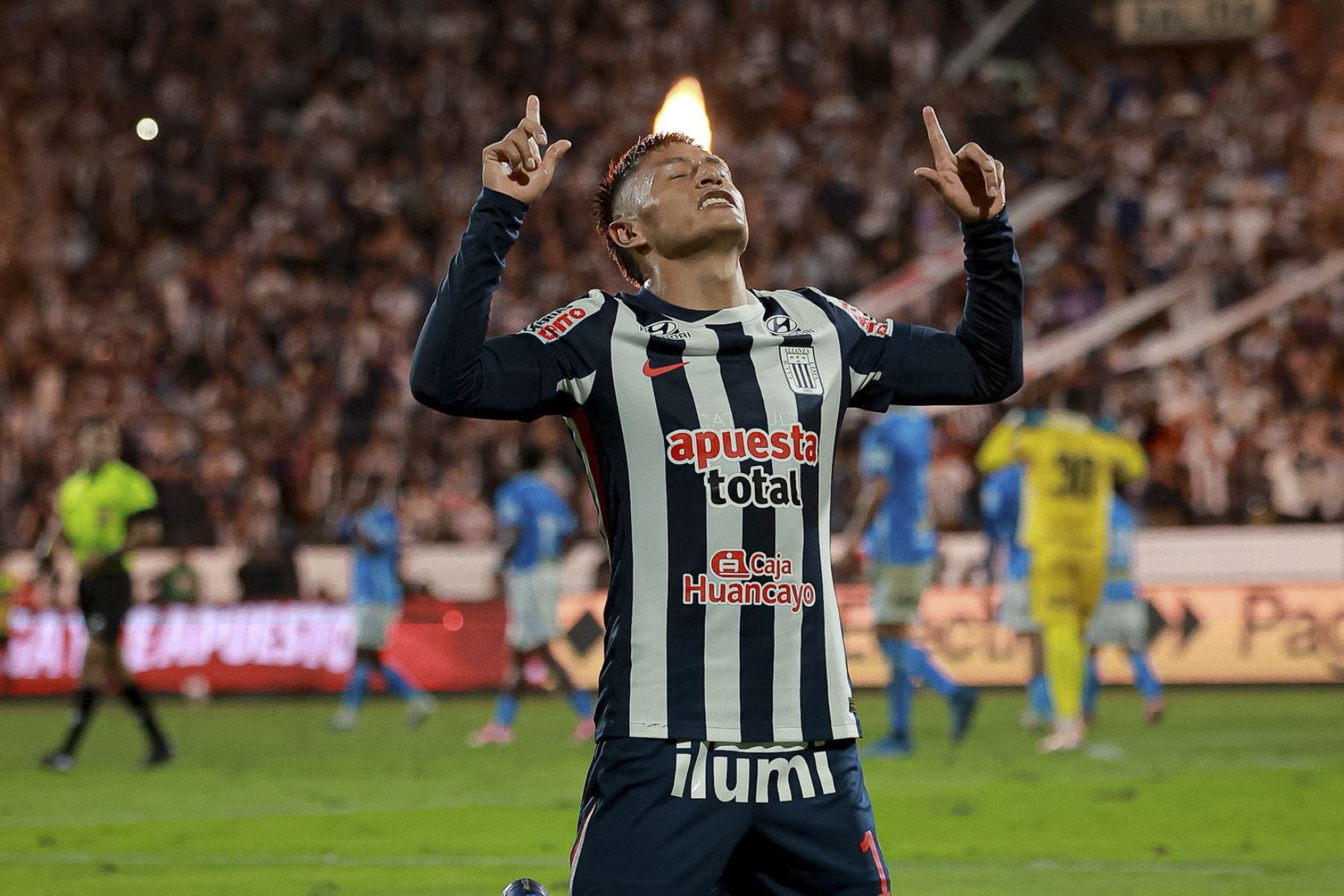Alianza Lima volvió al triunfo en el Torneo Clausura tras imponerse por 2-0 a ADT de Tarma en el estadio Alejandro Villanueva. Marco Huamán abrió el marcador a los 44 minutos, mientras que Eryc Castillo amplió la ventaja apenas iniciado el segundo tiempo, a los 46’. Con este resultado, el cuadro blanquiazul sumó tres puntos en la décima fecha del campeonato. Foto: Liga 1