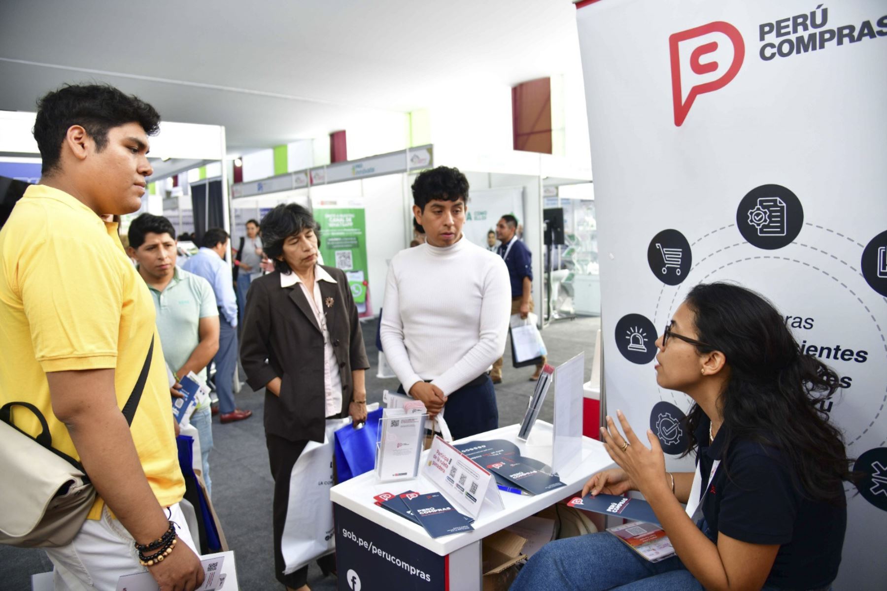 Perú Compras continúa brindando información sobre las ventajas de venderle al Estado
