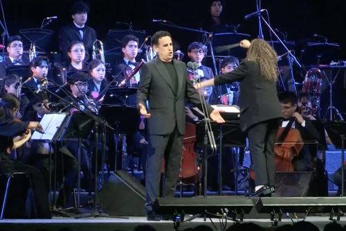 Juan Diego Flórez celebra con concierto 15 años de su proyecto social Sinfonía por el Perú