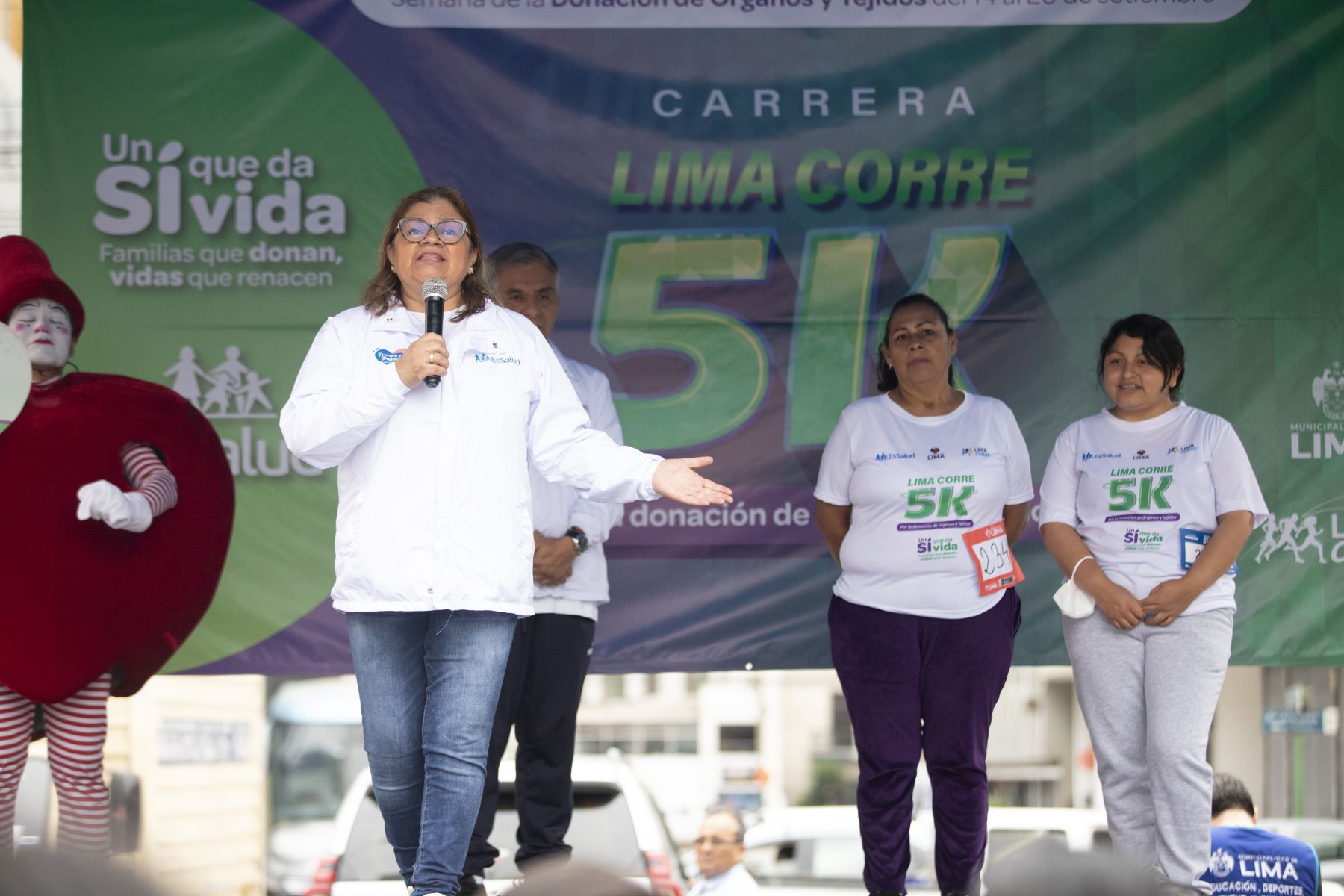 La Dra. Zulema Tomas Gonzáles, presidenta ejecutiva de EsSalud, lideró “Lima Corre 5K” Foto: EsSalud