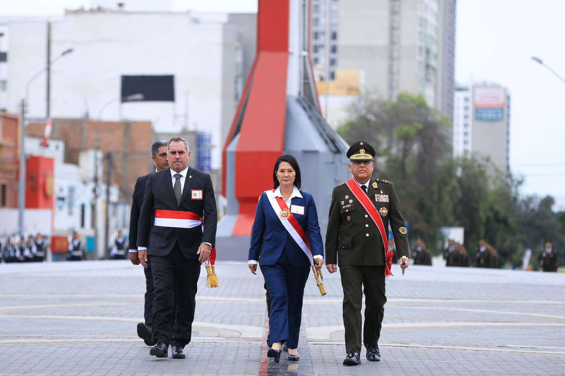 Presidenta Keiko Fujimori lideró Ceremonia por el Día de Las Fuerzas Armadas y homenaje a Nuestra Señora de la Merced, Gran Mariscala y Patrona de las Armas del Perú

Foto: ANDINA/Prensa Presidencia