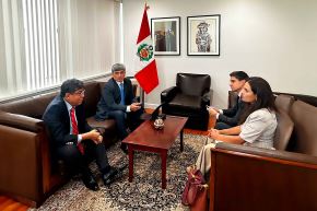 Ministro de Economía y Finanzas, Elmer Cuba, se reunió con altos ejecutivos de calificadoras de riesgo soberano en Nueva York.ANDINA/Difusión