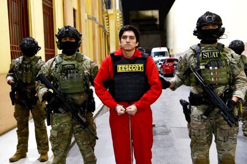 Así fue el traslado de "Jhonsson Pulpo", cabecilla de la organización criminal "Los Pulpos