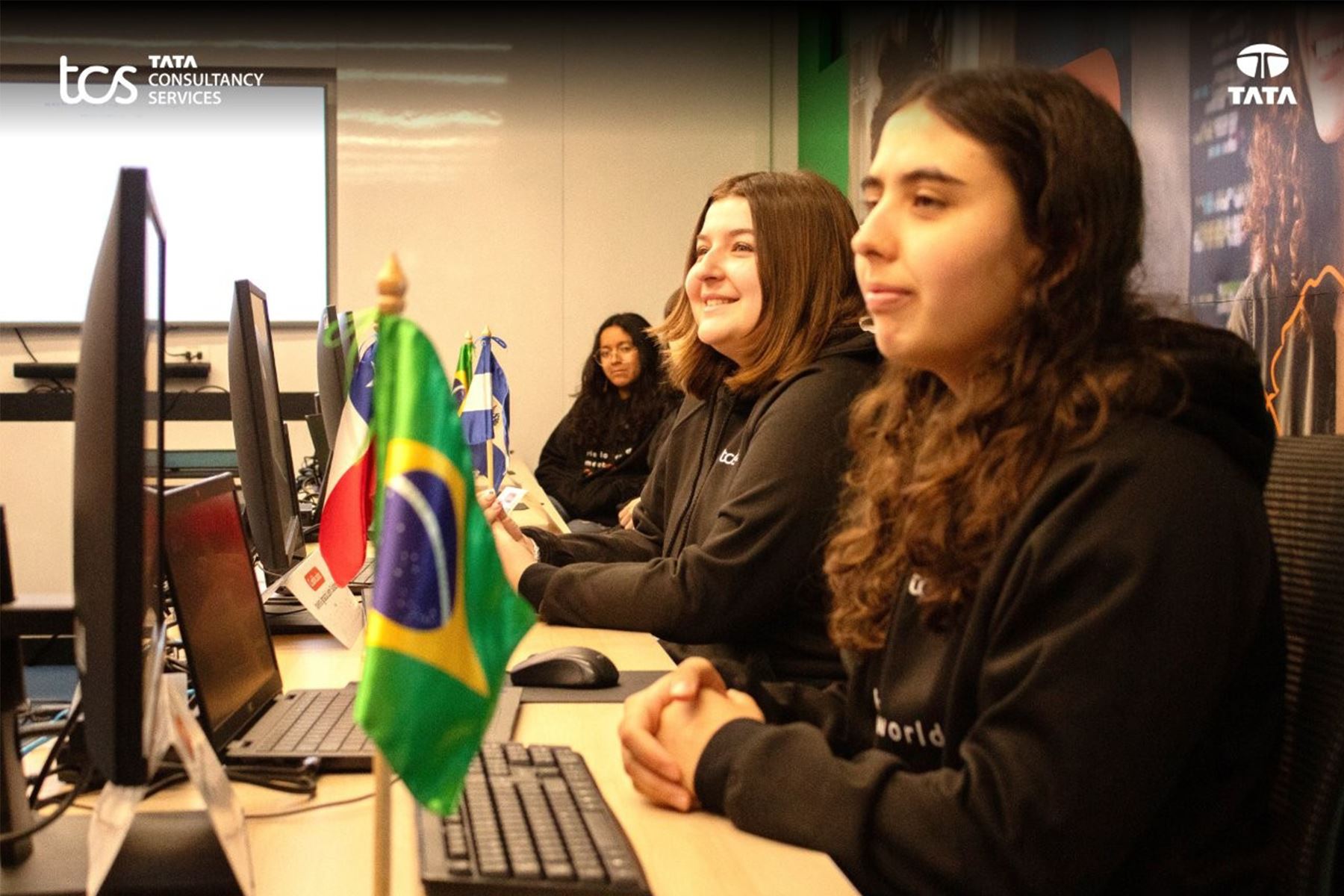 Talento peruano: tres jóvenes llegan a la final regional de programación de TCS Codificada