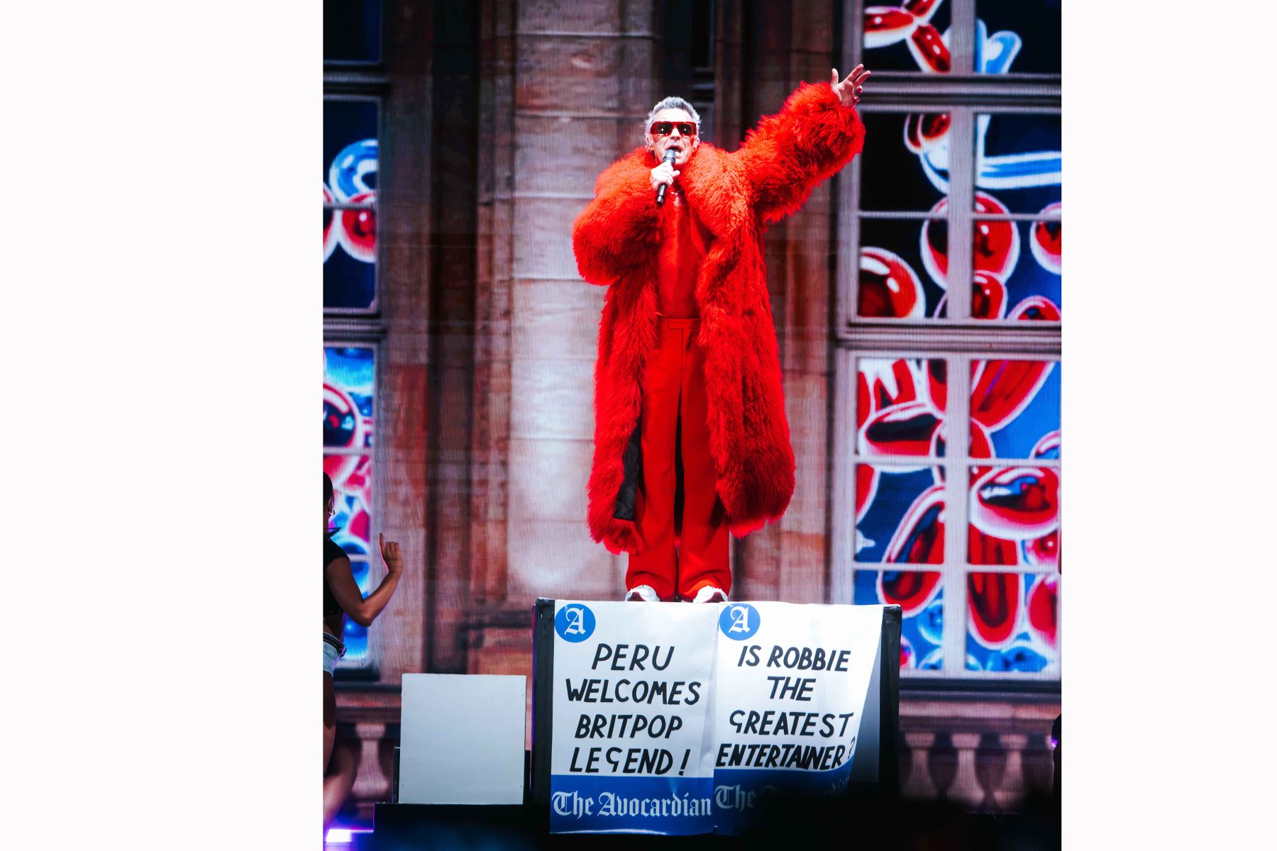 Robbie Williams ofreció su primer concierto en Lima . Hoy se vivirá su segundo y último show en el país para continuar con su gira mundial.
Crédito: Raúl Umeres