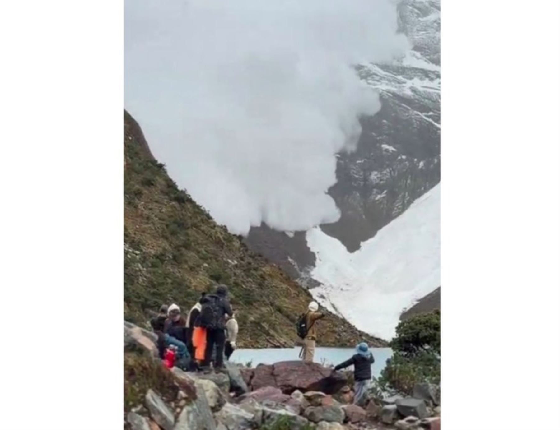 Cusco: nevado Humantay registra nueva avalancha sobre laguna durante visita de turistas