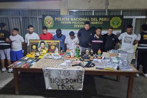 Los detenidos y el material incautado fueron presentados por la Policía Nacional del Perú. Foto: Cortesía Luis Puell