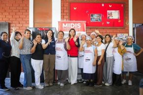 La ministra Maritza Canales recorrió la Feria Multisectorial de Programas Sociales del Midis en Puente Piedra. Foto: Midis/Difusión