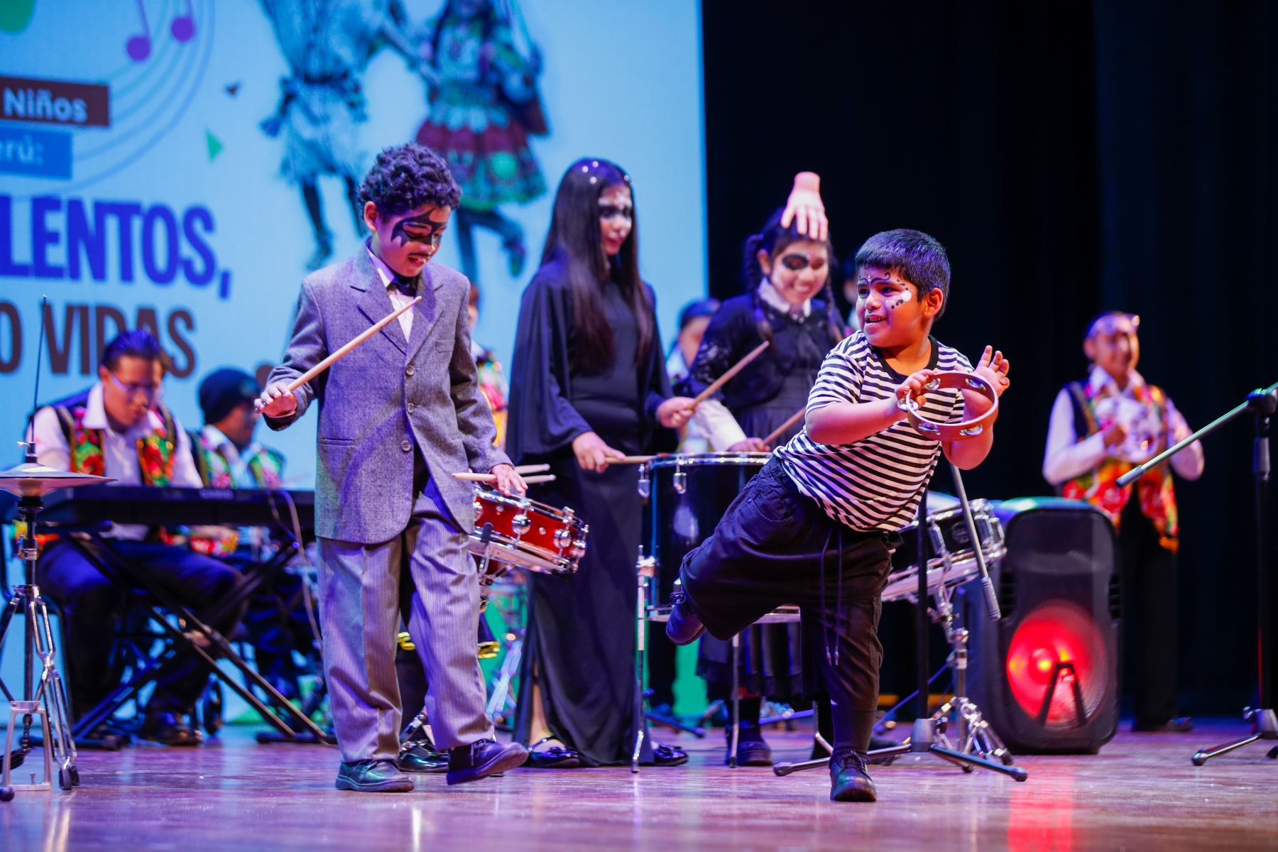 Niños y adolescentes de 54 Centros de Acogida Residencial llegaron a la gran final nacional del XVII Concierto “Expresando Talentos, Transformando Vidas”, en una jornada de canto, danza y diversidad cultural.Foto: ANDINA/Ricardo Cuba