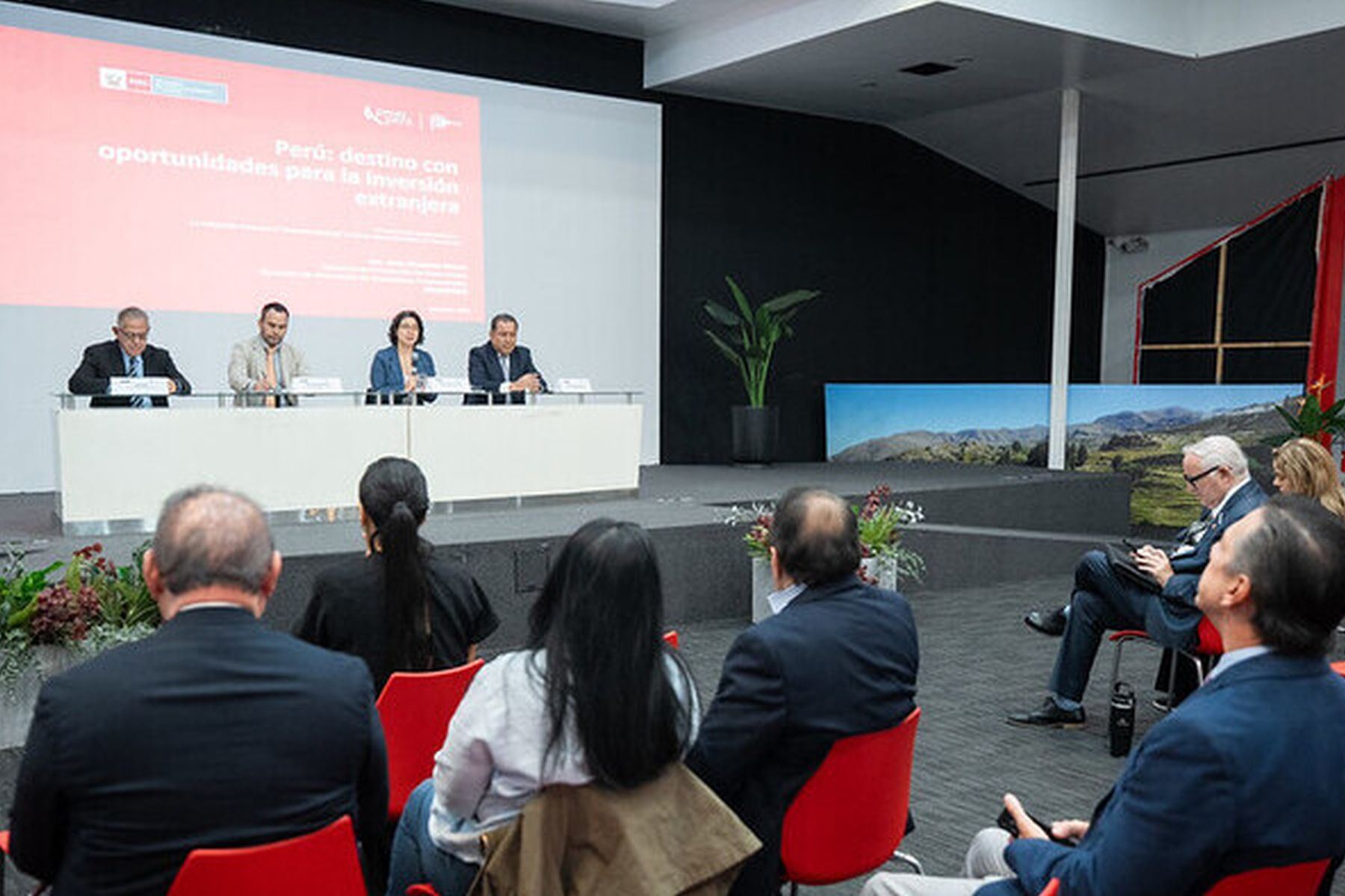 Mincetur destaca al Perú como destino con oportunidades para inversiones extranjeras
