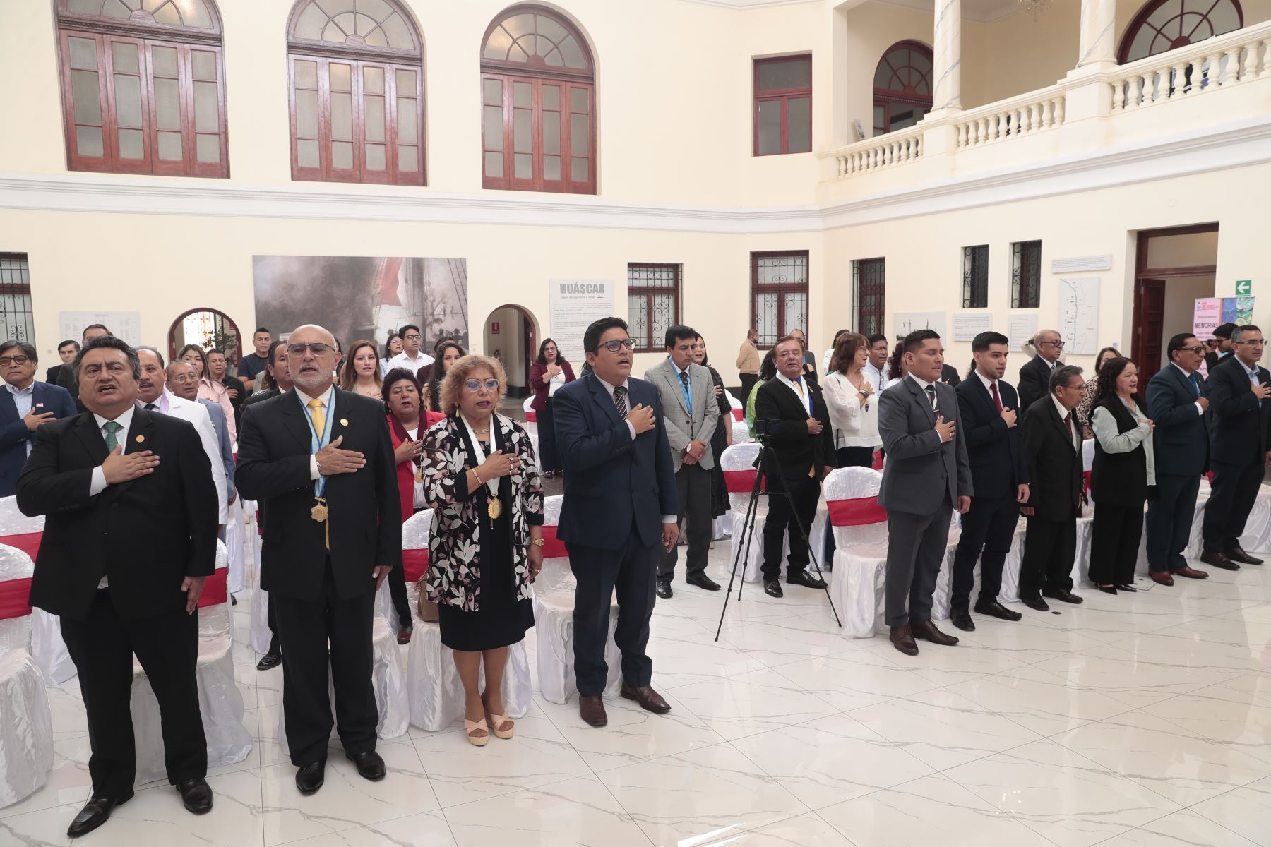 El sábado 26 de setiembre de 2026 se realizó una ceremonia conmemorativa por el Día del Periodista en el Museo de Historia y Arte del Callao, organizada por el Colegio de Periodistas del Perú - Consejo Departamental del Callao. El evento reunió a periodistas, autoridades y representantes de diversas instituciones del Callao. Foto: ANDINA/Daniel Bracamonte