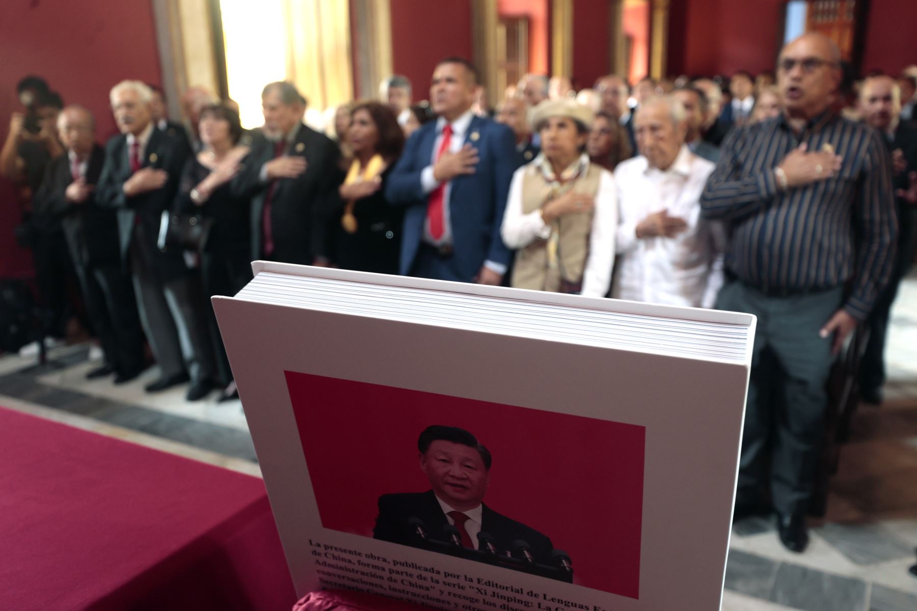 Presentación oficial del V Tomo de Xi Jinping. Obra oficial que reúne los discursos, artículos y documentos importantes sobre la gobernación y administración de China del Presidente Xi Jinping. 
Foto: ANDINA/Vidal Tarqui