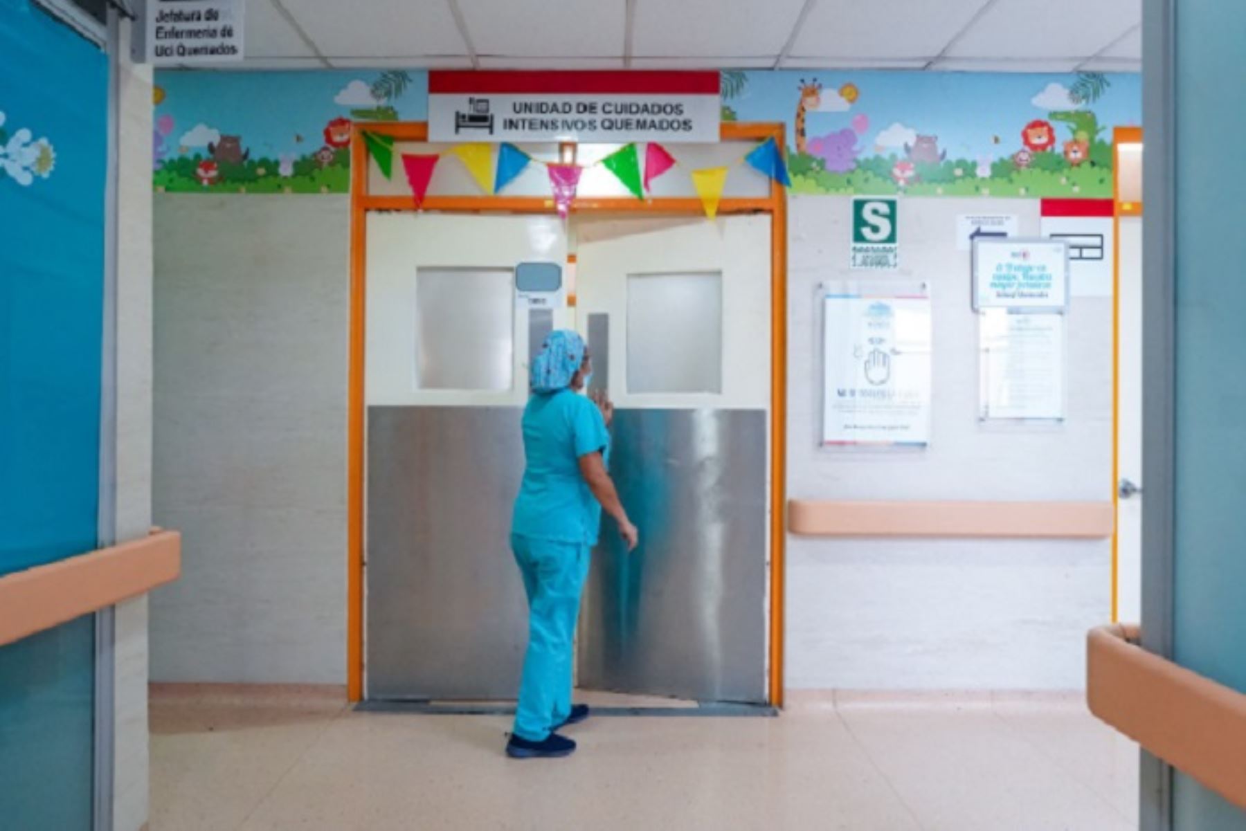 Sector Salud brinda atención a niño piurano que sufrió quemaduras en actividad escolar