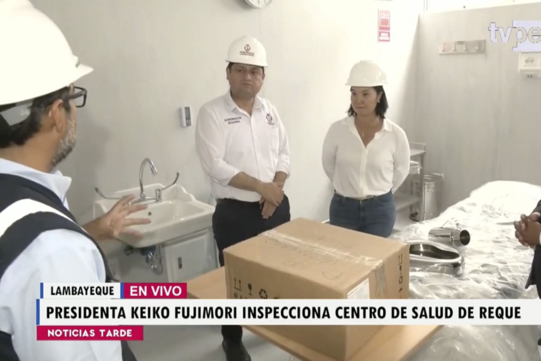 Presidenta Fujimori inspeccionó Centro de Salud de Reque