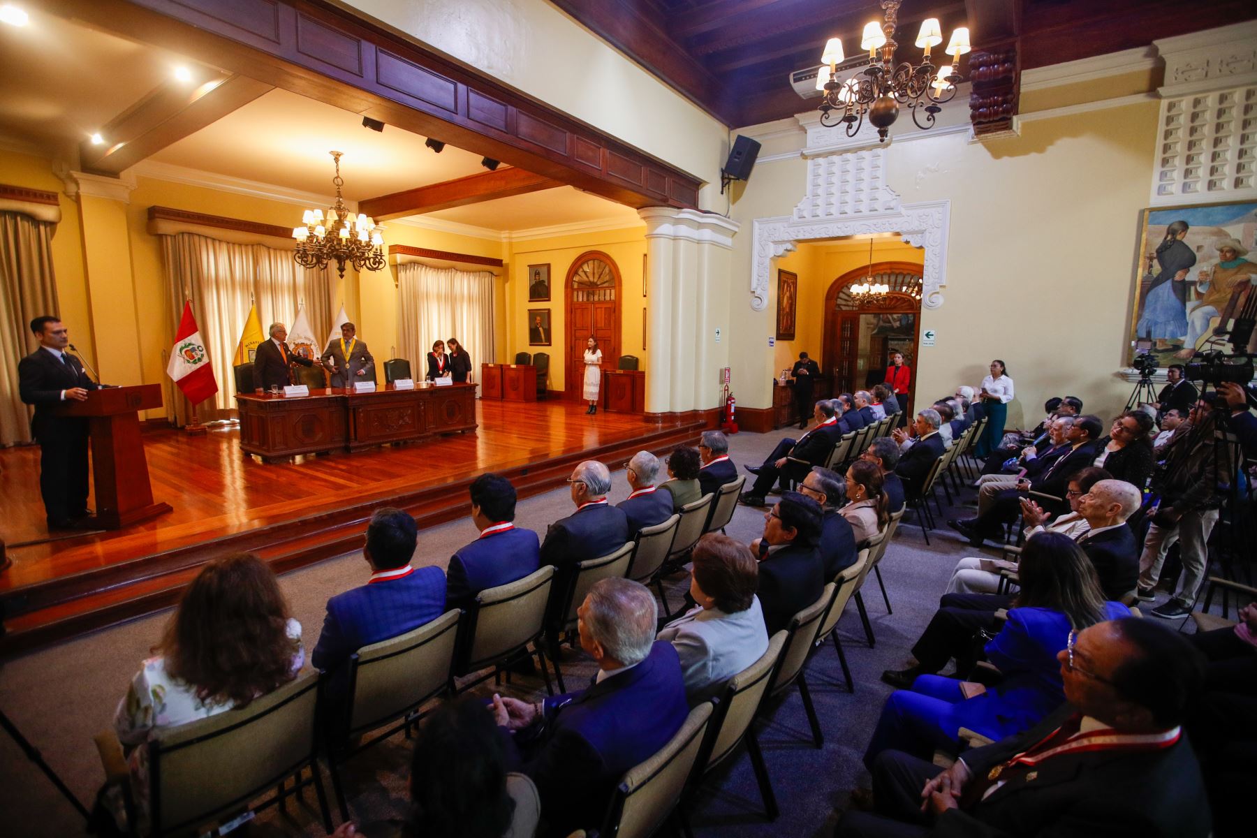 El homenaje por el 66.° Aniversario del fallecimiento de Raúl Porras Barrenechea se organiza este mes de septiembre de 2026 para conmemorar el legado del destacado historiador, diplomático, maestro y ex-Canciller peruano, fallecido el 27 de septiembre de 1960. Foto: ANDINA/Ricardo Cuba