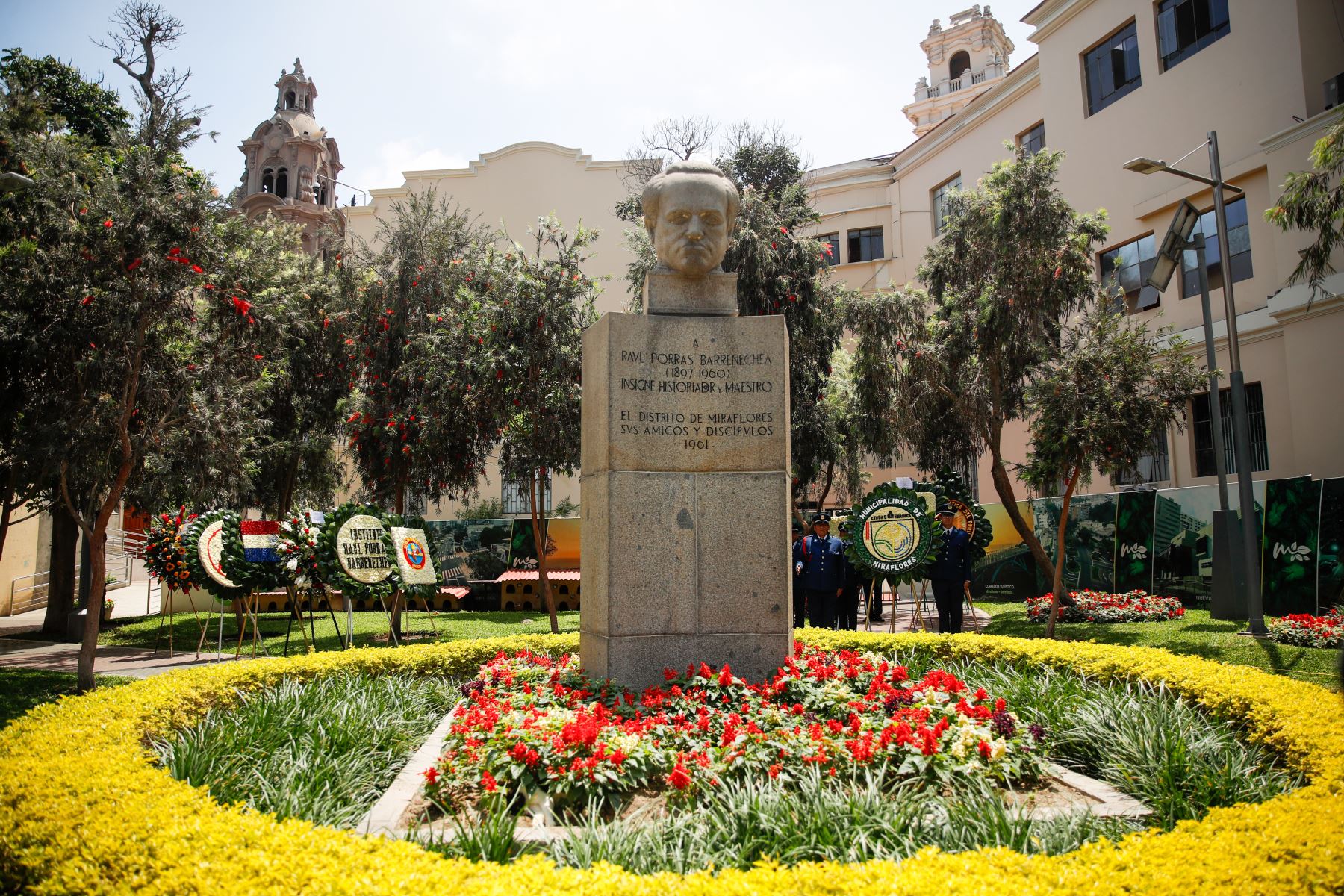 El homenaje por el 66.° Aniversario del fallecimiento de Raúl Porras Barrenechea se organiza este mes de septiembre de 2026 para conmemorar el legado del destacado historiador, diplomático, maestro y ex-Canciller peruano, fallecido el 27 de septiembre de 1960. Foto: ANDINA/Ricardo Cuba