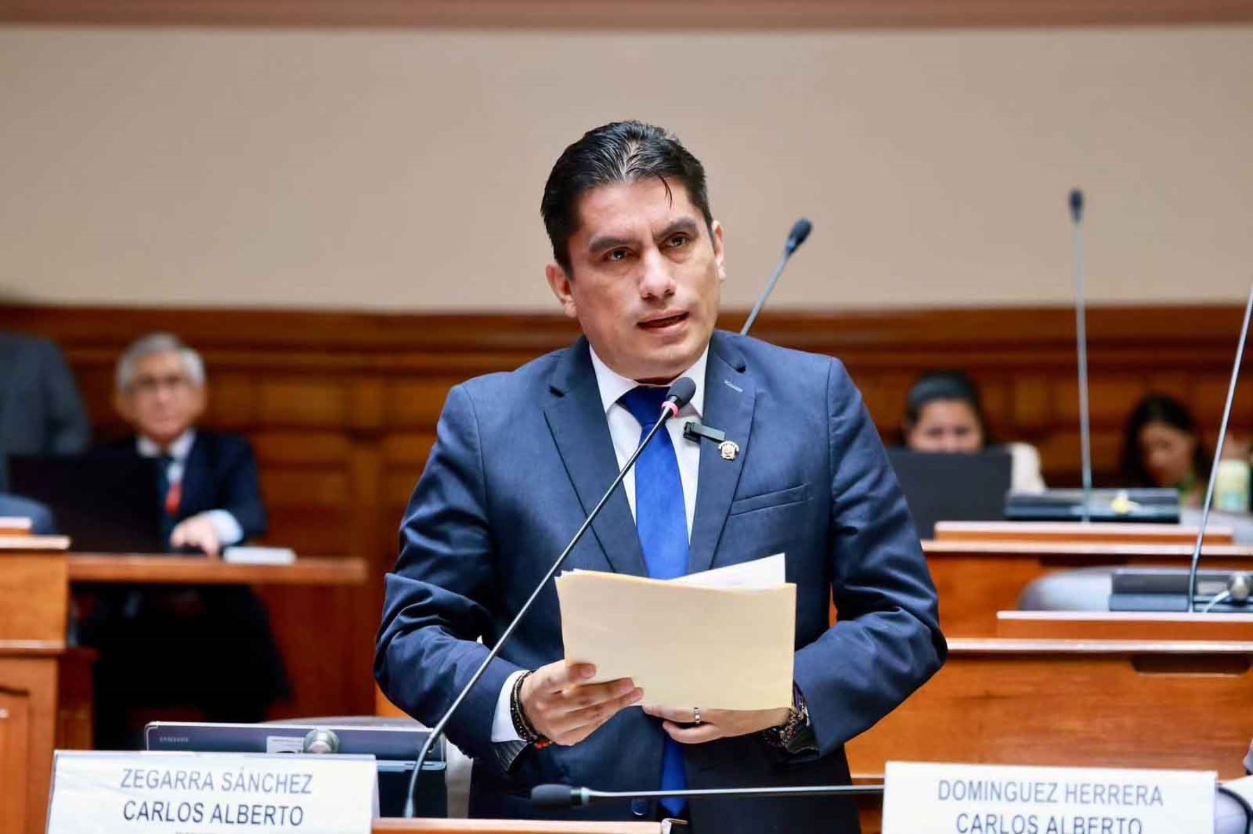 Diputado Zegarra: protección del patrimonio de Ica se abordó con el ministro de Cultura