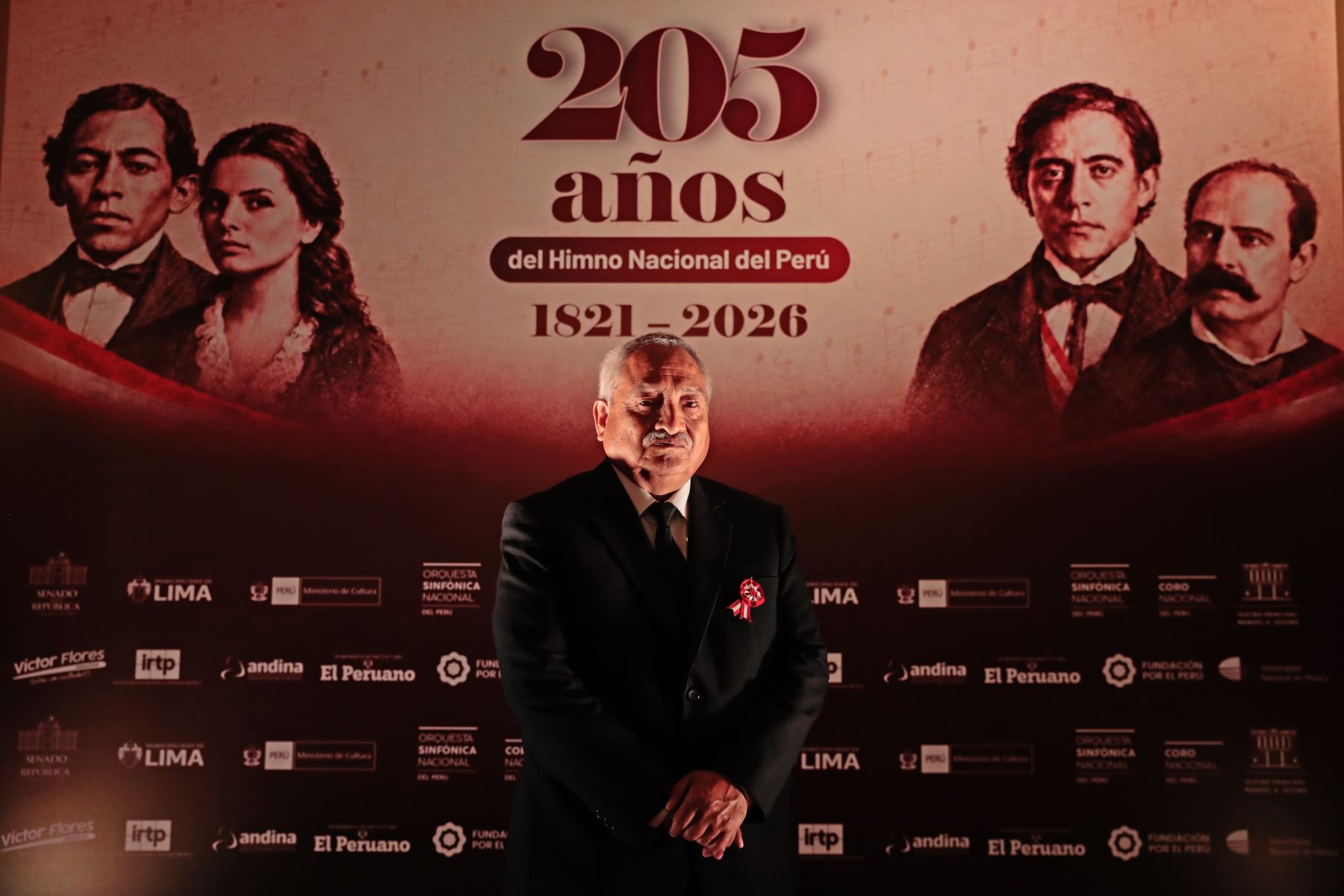 Víctor Flores, senador de la República, fue una de las piezas clave en la organización del concierto sinfónico con cantantes de ópera para conmemorar los 205 años del Himno Nacional del Perú, que se realizó en el Teatro Principal Manuel Ascencio Segura del Cercado de Lima el domingo 27 de setiembre de 2026.  Foto: ANDINA/Daniel Bracamonte