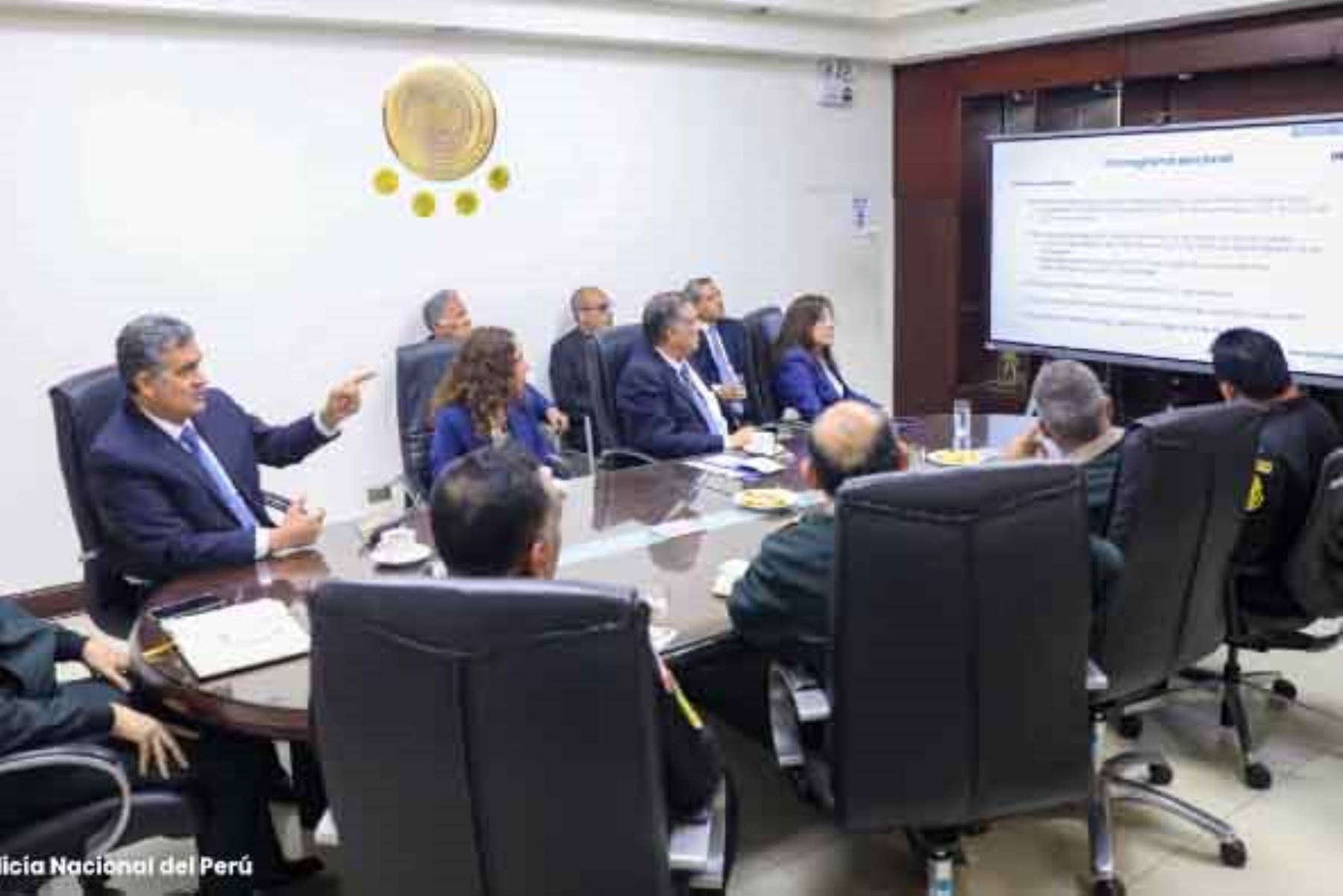 ONPE coordina con las Fuerzas Armadas y la Policía Nacional la seguridad de los comicios