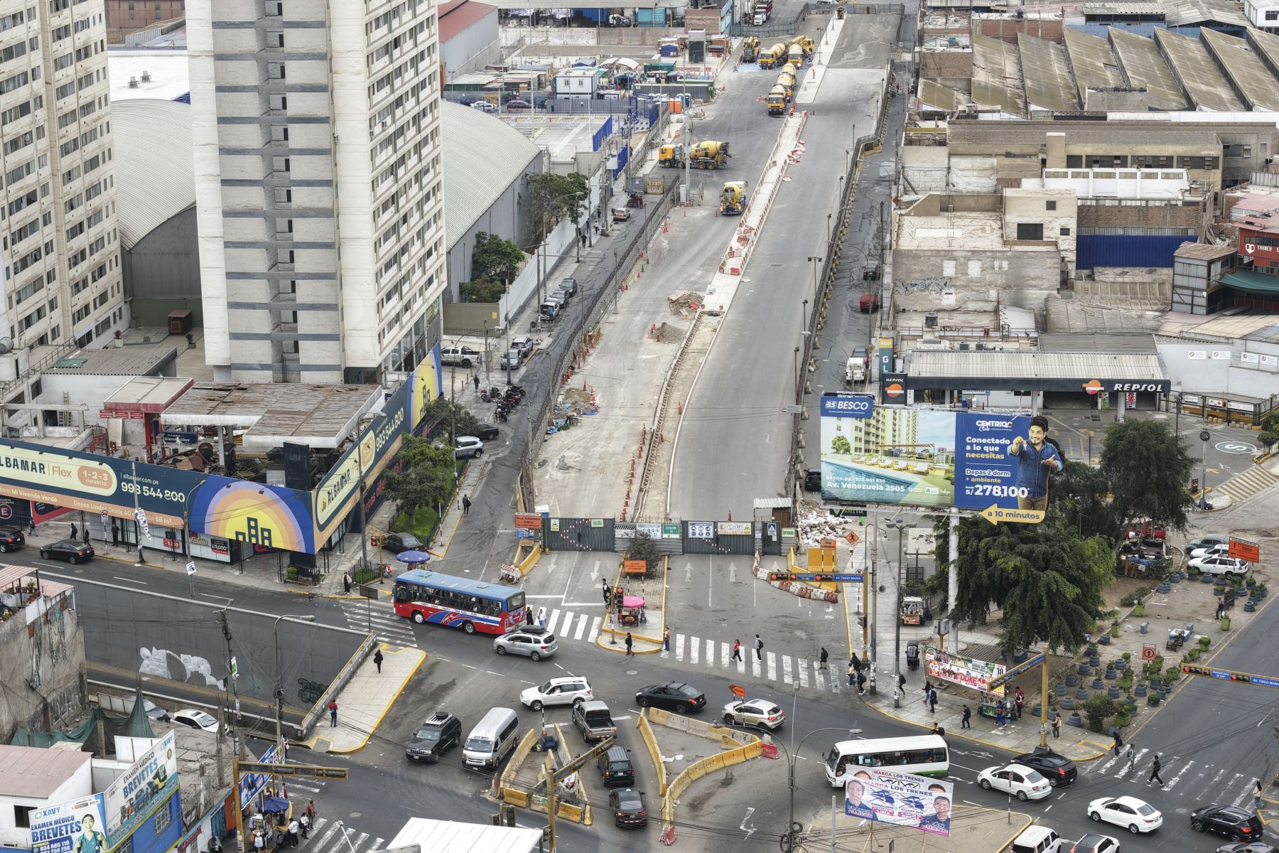 Las obras continúan en el Pozo de Ventilación PV-10, que registra un avance de 74.12 %, mientras se trabaja para retirar por completo el cerramiento instalado en la zona. Foto: ANDINA/Jhonel Rodríguez.