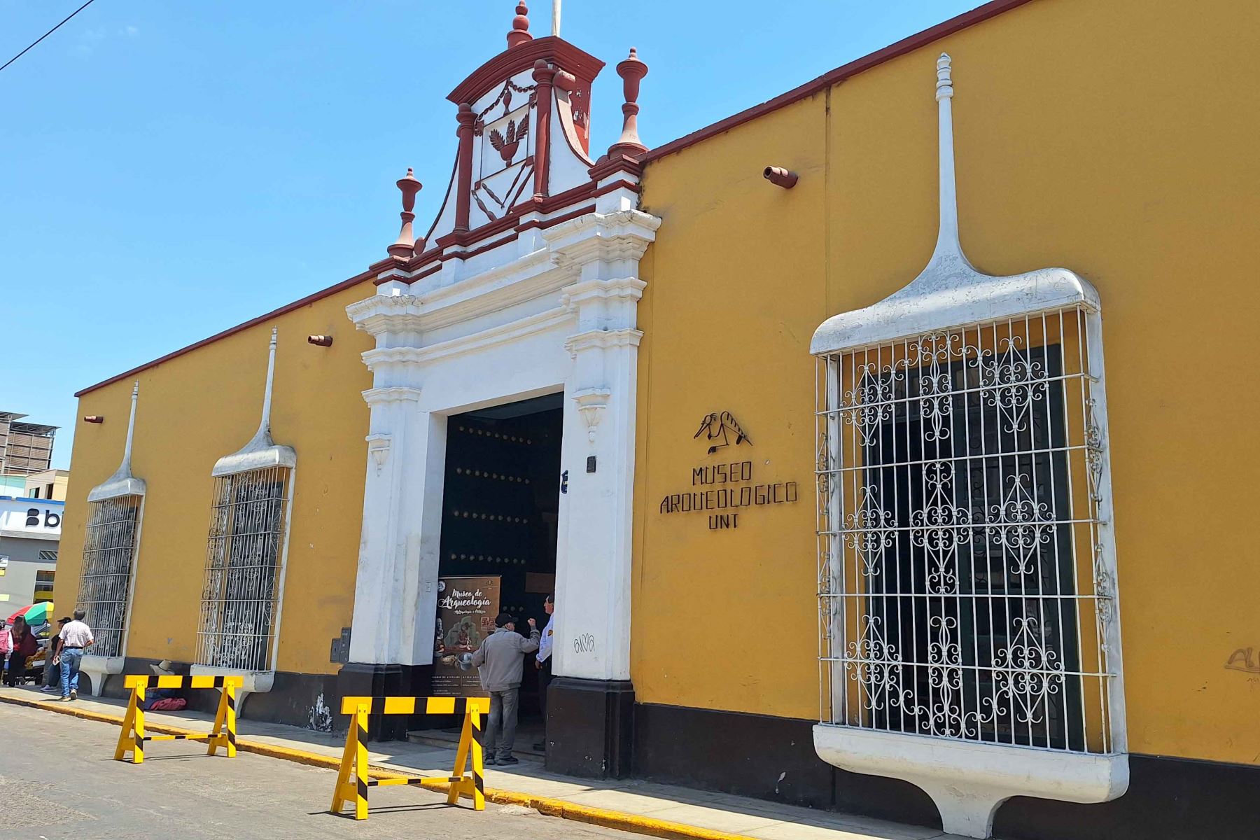 Una selección de piezas arqueológicas forma parte de la propuesta museográfica del recinto, que busca acercar al público al papel histórico de la región liberteña. Foto: ANDINA/Luis Puell.