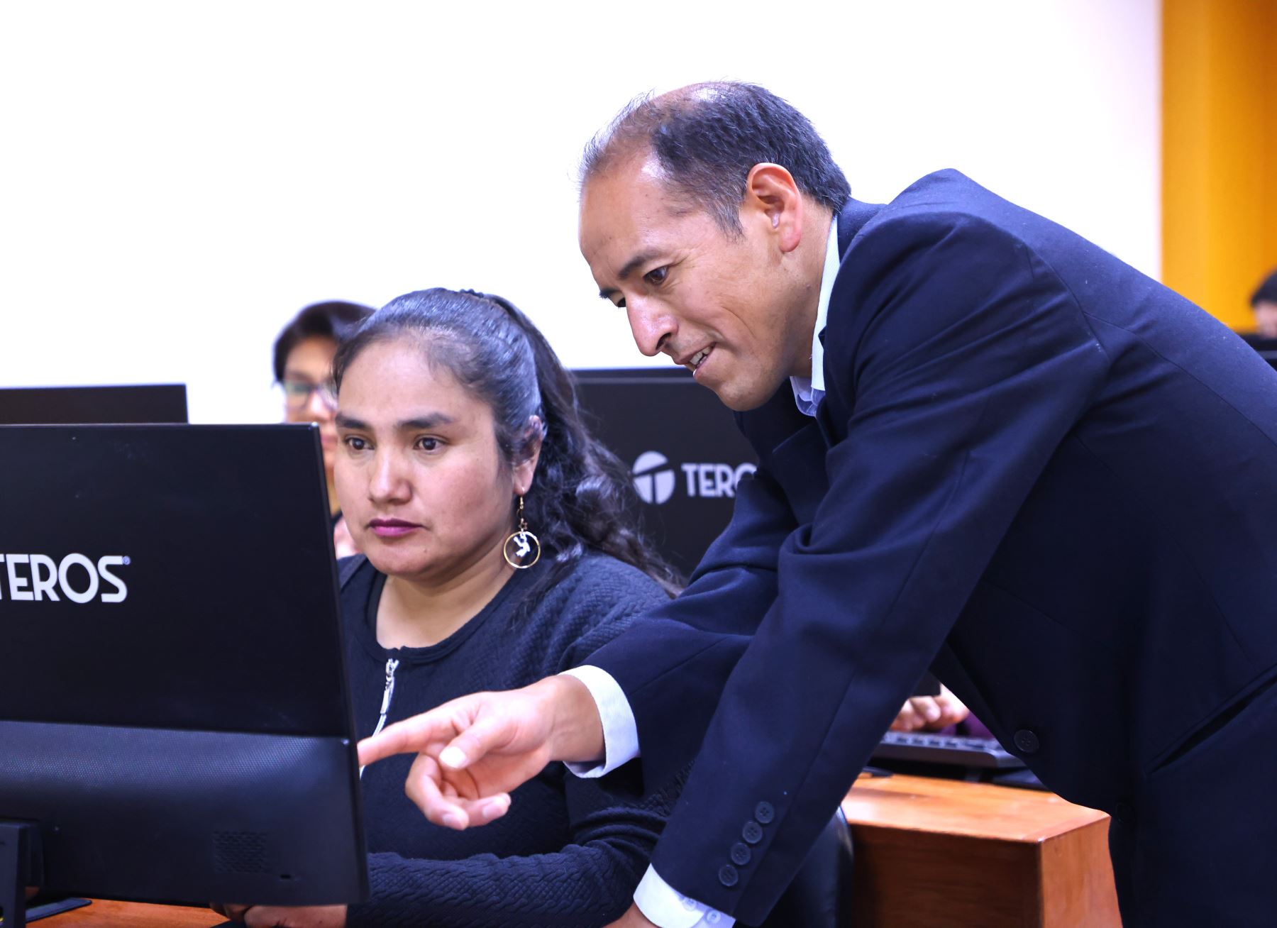 Minedu convoca a concurso de ascenso para docentes de educación técnico-productiva