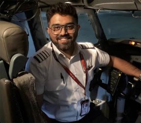 Piloto indio es considerado "héroe" mundial tras salvar vuelo de Flydubai.