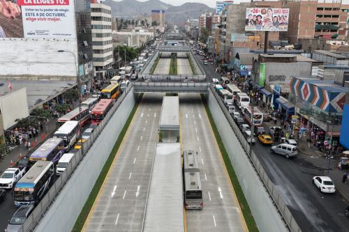 Se inició la marcha blanca del nuevo tramo del Metropolitano por la Vía Expresa Grau