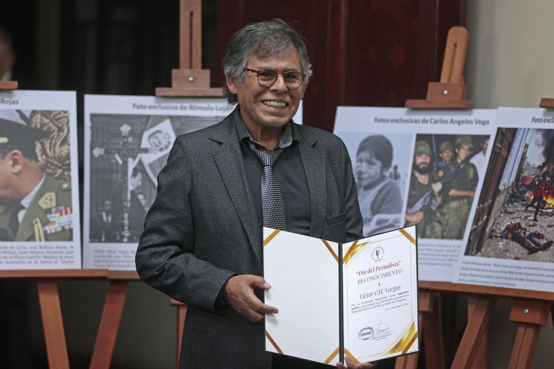 El Colegio de Periodistas del Perú realizó la ceremonia por el Día del Periodista y su 46.° aniversario institucional, encuentro en el que reafirmó su compromiso con la libertad de prensa, la ética profesional y el servicio a la sociedad. La actividad se desarrolló en su sede de Lince. Foto: ANDINA/Vidal Tarqui.