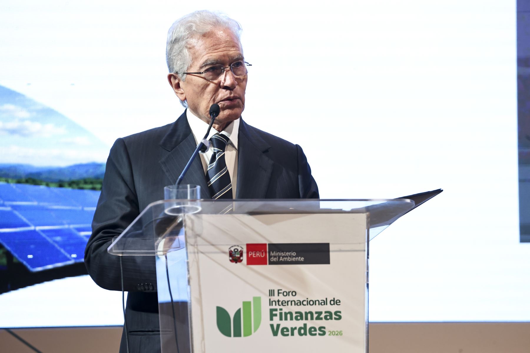 El ministro del Ambiente, Vladimiro Huaroc, inauguró el III Foro Internacional de Finanzas Verdes (FIVERDE 2026), coorganizado por el Ministerio del Ambiente (Minam) y la Universidad ESAN  

Foto: ANDINA/Juan Carlos Guzmán Negrini