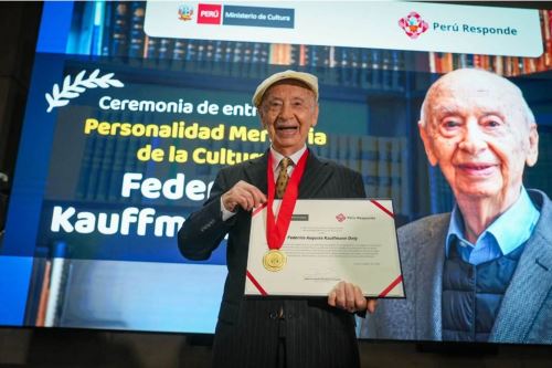El Dr. Kauffmann suma más de siete décadas dedicadas al estudio y difusión de la arqueología, la historia y el patrimonio cultural del Perú. Foto: ANDINA/Difusión 