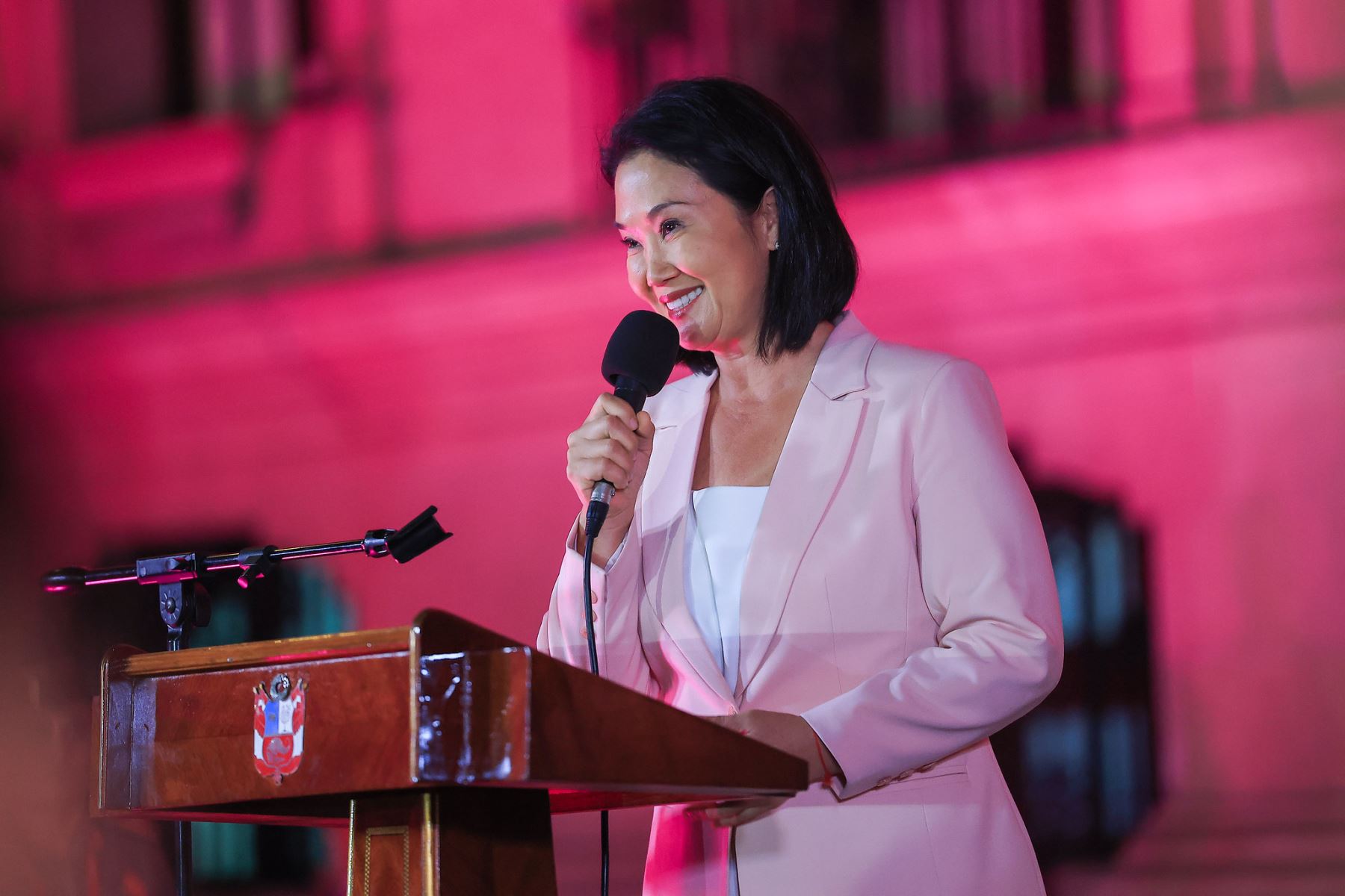 Presidenta recuerda importancia de prevención y chequeos en lucha contra cáncer de mama