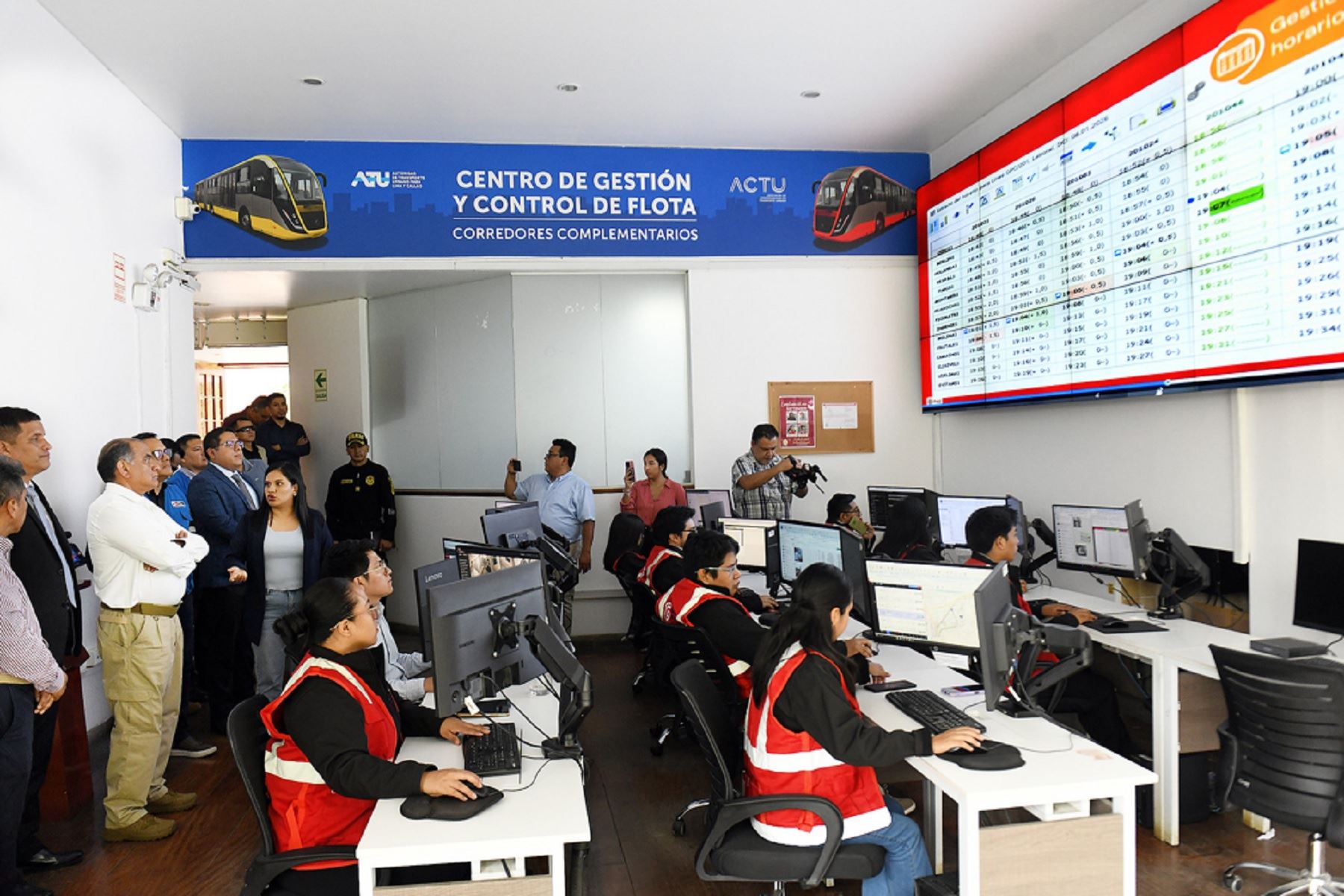 Mininter y transportistas fortalecen alianza para prevenir y enfrentar la extorsión