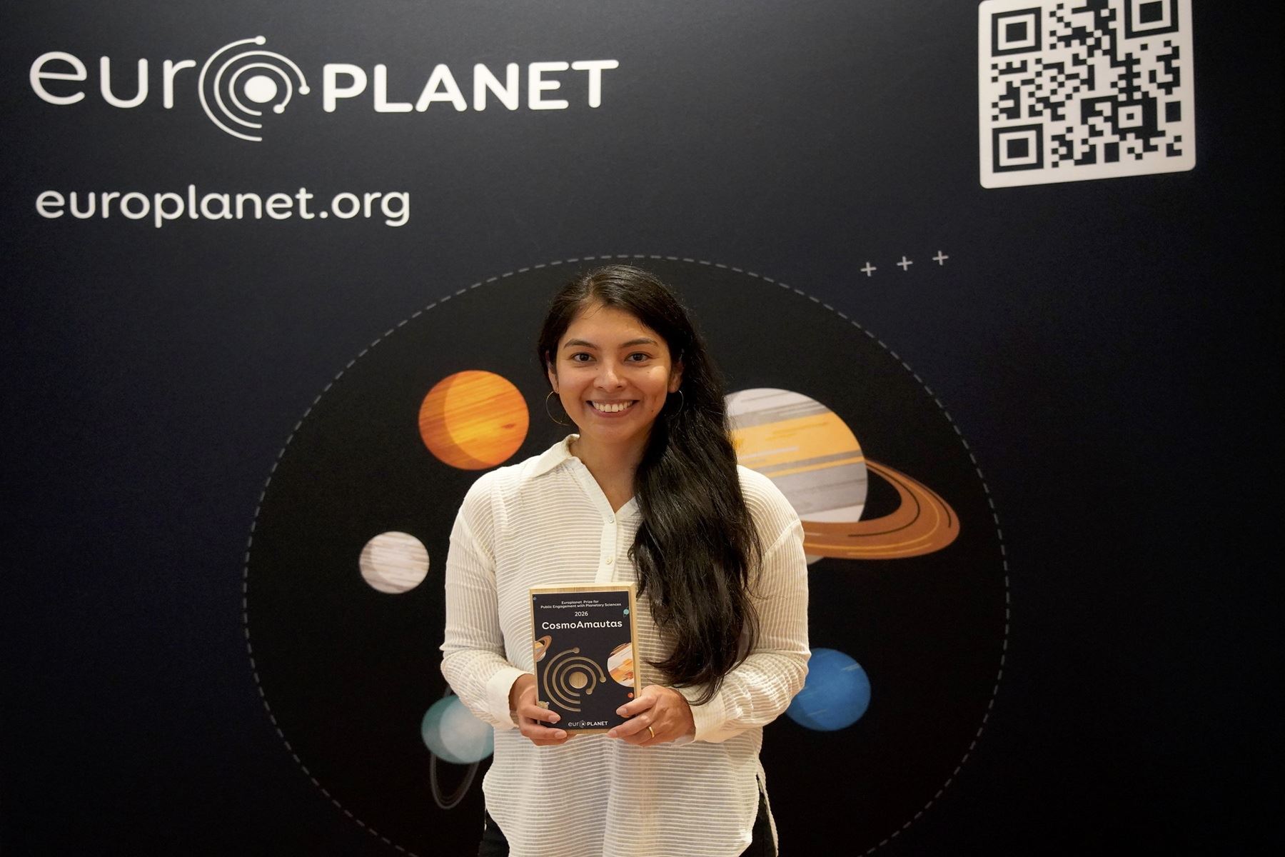 Proyecto de educación científica liderado por astrónoma peruana gana premio internacional