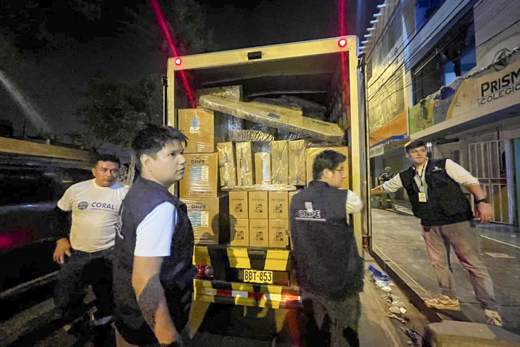 Material electoral ya se encuentra en todos los locales de votación de Lima y Callao Foto: ANDINA/Difusión