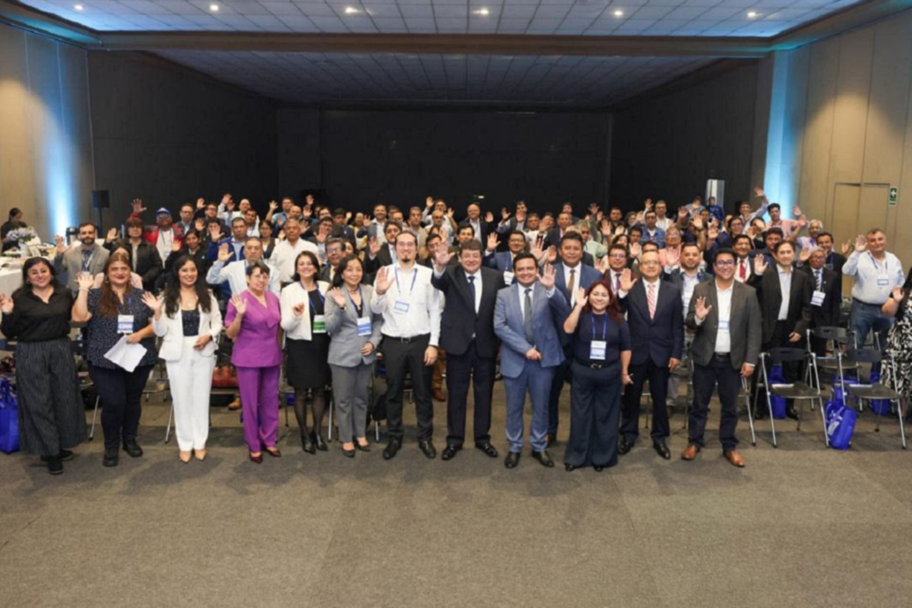 Ministerio de Vivienda fortalece articulación con el sector en ExpoAgua 2026