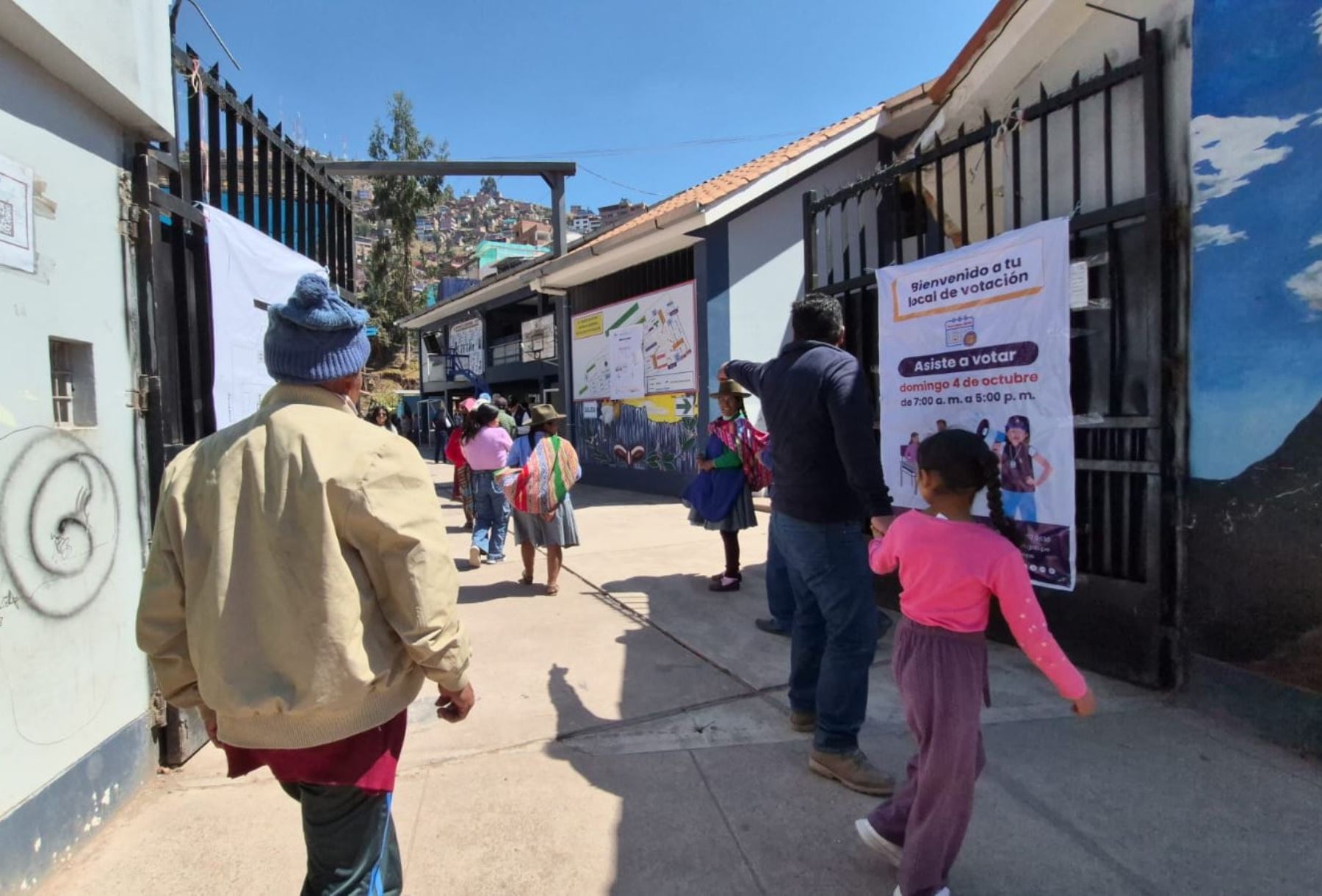Elecciones Regionales y Municipales: comicios se desarrollan sin inconvenientes en Cusco