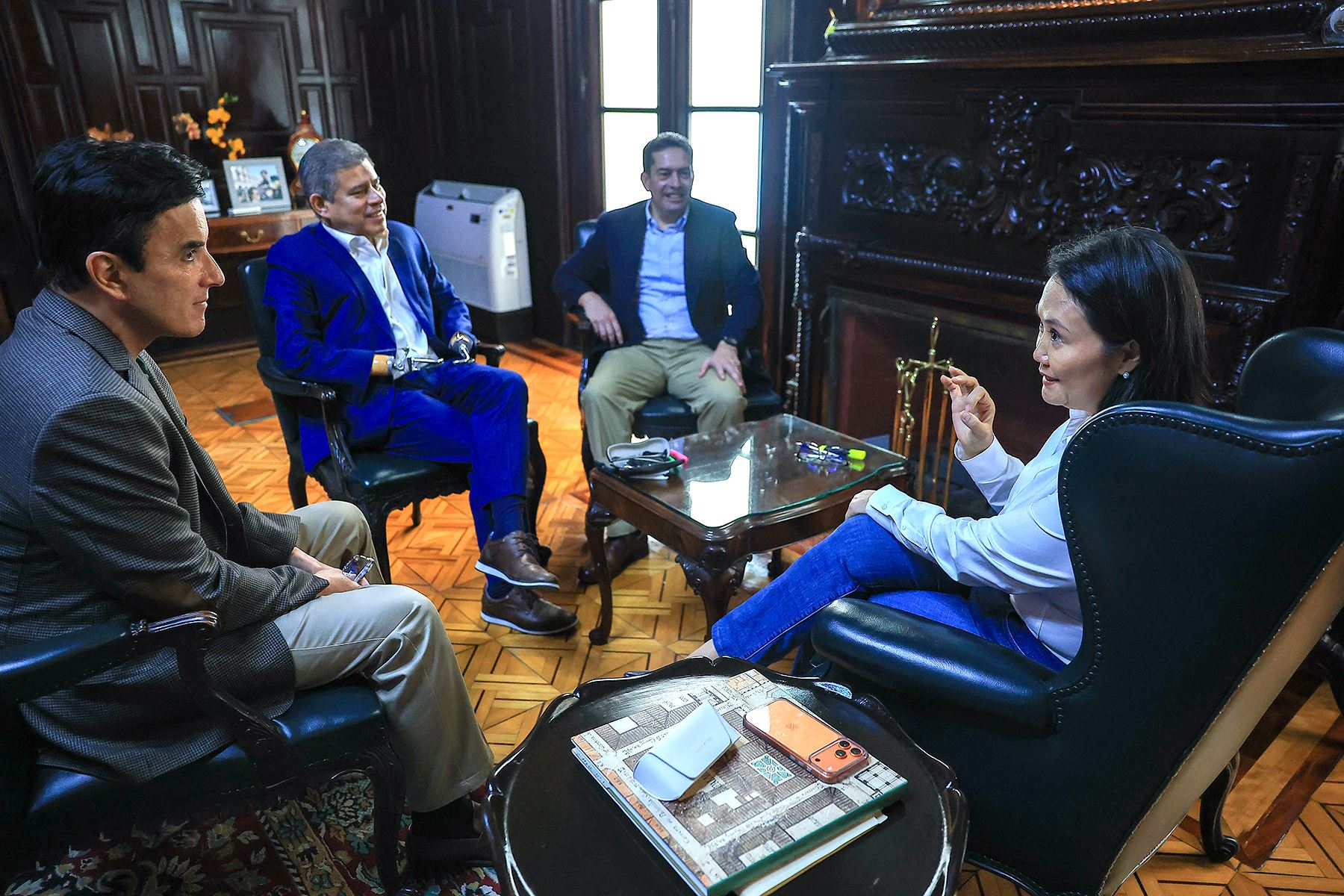 Jefa de Estado sostuvo reuniones con el presidente del Consejo de Ministros, Luis Galarreta, el titular del Senado, Miguel Ángel Torres y el canciller Carlos Espá. Foto: ANDINA/Prensa Presidencia
