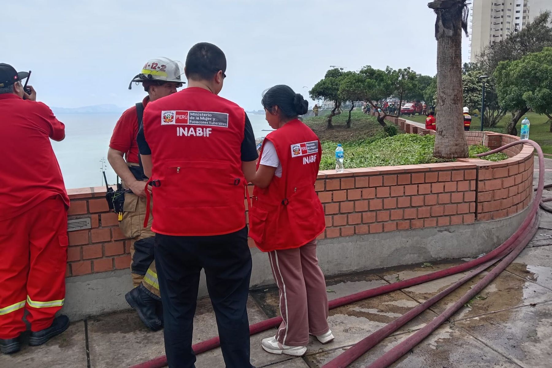 Inabif en Acción evalúa situación de 200 personas tras incendio en la Costa Verde